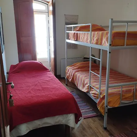 Auberge de jeunesse Dom Camilo Local *